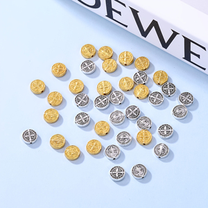 Jetons de jeu personnalisés en plastique, imitation pièces de pirate <span class=keywords><strong>or</strong></span> et argent, 30 mm, écologiques, pour <span class=keywords><strong>poker</strong></span>, mahjong, jeux de société et décoration de coffre au trésor - Product Image 5