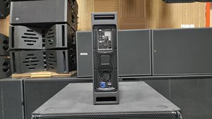 Nhỏ gọn di chuyển hoạt động dọc mảng Cột loa siêu trầm thiết lập titan hoành 2000W đầu ra cho các sự kiện âm nhạc nhỏ Nhà thờ - Product Image 5