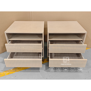 Table de chevet vintage populaire en bois brun clair avec 2 tiroirs pour chambre à coucher - Product Image 2