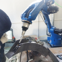 YASKAWA AR1440 Bras robotique de soudage automatique à 6 axes rapide et précis avec contrôleur de robot YRC1000 Robot de soudage à l'arc