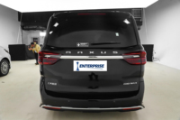 Maxus G10 MPV 2025 de SAIC Motor, Nouvelle Voiture Familiale à Essence, 7 et 9 Places, Propulsion Arrière et Volant à Gauche – Options Carburant Électrique et Essence à Prix Abordable