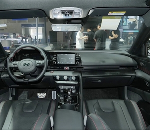 Nuevo H-yundai Elantra con <span class=keywords><strong>MacPherson</strong></span> delantero, viga de torsión trasera; 1.5L CVT Consumo de combustible, 1,4 T DCT Aceleración impresionante - Product Image 5