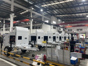 Tour d'éclairage mobile solaire hybride DC/blanc TPE-900LH avec générateur, mât hydraulique de 7 m et batterie pour utilisation extérieure TPE-900 - Product Image 5