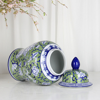 J257 Vase en porcelaine chinoise antique classique décoration pot de fleurs bleues pot de gingembre vert en céramique pour la décoration intérieure