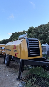 ปั๊มคอนกรีตสำหรับงานหนัก HBT8018C 160 กิโลวัตต์ 18 เมกะปาสคาล สำหรับงานฐานรากและโครงสร้างพื้นฐาน คุณสมบัติเด่น ประกอบด้วยเครื่องยนต์ มอเตอร์ และส่วนประกอบหลัก - Product Image 4