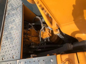 Excavatrices Hyundai 220Lc-9s de Corée, 22 tonnes, d'occasion, avec accessoire tarière et godet d'excavatrice - Product Image 6