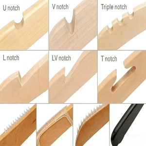 Cintres en bois personnalisés en gros avec pinces antidérapantes de haute qualité pour hôtels et magasins de vêtements - Product Image 5