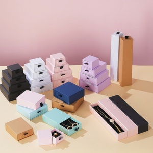 Caja de Joyería de Lujo con Cajón, Diseño con Cajón y Bandeja de Satén para Collar y Pulsera - Product Image 4