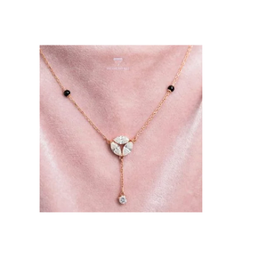 Elegante Mangalsutra Dorado para Mujer con Diseño de Diamantes con Cuentas para Celebraciones de Boda y Moda Tradicional India - Product Image 2