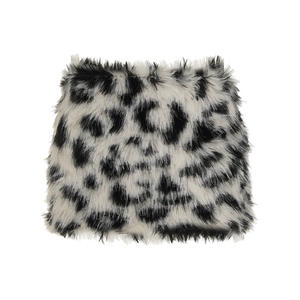 Kadın Moda Kıyafetleri İki Parçalı Etek Takımları PU Deri Kolsuz Sırtı Açık Halter Bluzlar ve Kürklü Mini Etek 2 Parçalı Takım Kadınlar - Product Image 6