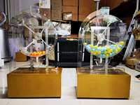 Machine de tirage à la loterie automatisée/ensemble de bingo, machine de tirage de 75 balles/balle de ping-pong, machine de loterie à nombres chanceux