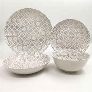 Juego de vajilla de cerámica con estampado de almohadilla bohemio de 16 piezas-Gris claro - Product Image 1