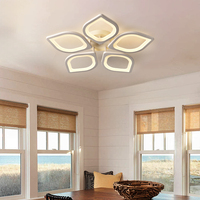 Design intelligent pour l'intérieur des pièces rondes Lustre moderne décoratif télécommandé Luminaires à fleurs Plafonnier led en acrylique pour plafond