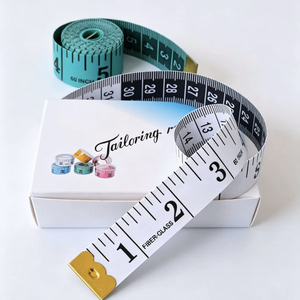 Cinta métrica de plástico de 60 pulgadas para costura y quilting - Product Image 3