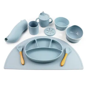 Wholesale christmas dinner set 8-5 6 7 8 9 Pieces Waterproof Kids Suction Silicone Baby Feeding Dinner Bib And Dishes Silicon Kids Dinner Set