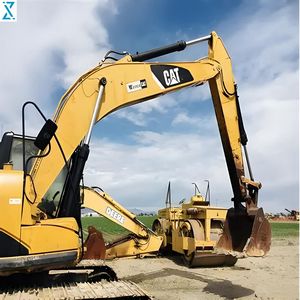 Escavadora Hidráulica <span class=keywords><strong>Caterpillar</strong></span> 320D Recondicionada 21100KG 0-2000 Horas em Condição de Novo - Product Image 6