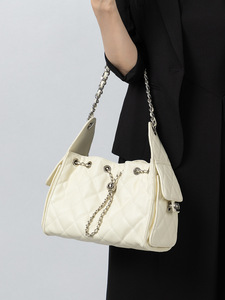 Bolso de Hombro Clásico 2026 para Mujer, Acolchado, de Cuero Genuino, Impermeable, con Correa de Hombro Abierta, Capacidad 3L+ - Product Image 5