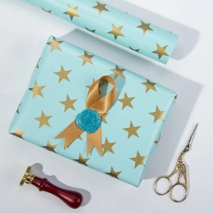 Rollo de Papel de Arte con Diseño de Estrellas Verde Menta Personalizado, 100GSM, Doble Cara, Reciclable, Ecológico, para Envolver Regalos, Manualidades y Embalaje - Product Image 4