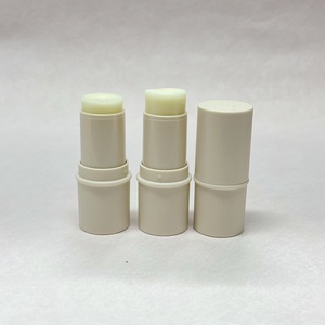 Baume à lèvres réparateur hydratant SPF au beurre de karité avec étiquette personnalisée - Product Image 1