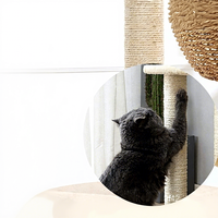 Grand arbre à chat encadré avec poteaux en sisal, nid intégré et maisonnette pour chat