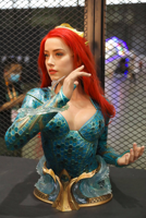Vente en gros de sculptures en résine haut de gamme DC Comics, buste Aquaman Mera, statue Aquaman Mera grandeur nature pour collection et décoration de centre commercial