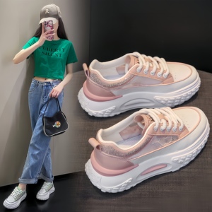 Chaussures décontractées blanches respirantes en maille à lacets pour femme Veca VcLSD6812, polyvalentes, avec semelle intermédiaire épaisse en caoutchouc pour augmenter la hauteur du bout du pied - Product Image 1