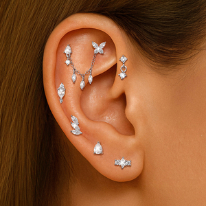 Pendientes de Plata S925 con Borla de Mariposa, Gota de Pera y Moissanita, Diseño Minimalista, 16G 6mm - Product Image 1