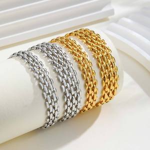 Bracciale a Catena Unisex Trendy in Acciaio Inossidabile Placcato Oro, Impermeabile e Antiossidante, Gioielli per Uomo e Donna - Product Image 3