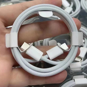 Cavo USB C a USB C Intrecciato da 60W, 3FT, Cavo Dati per Ricarica Rapida Tipo C per iPhone 15, 15 Pro, 16, 16 Plus, 16 Pro Max - Product Image 6