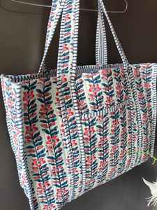 Bolsa de Mano de Algodón Orgánico con Estampado Artesanal, Reversible, Grande, Tipo Jola, para Compras, Viajes y Uso Diario - Product Image 3