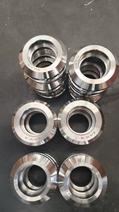 Mesin pembuat pipa logam, Set peralatan gulung cetakan dipasang pada mesin pembuat tabung - Product Image 2