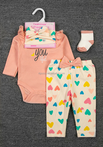 Set di Abbigliamento per Neonata, 4 Pezzi Carini da <span class=keywords><strong>6</strong></span> a 9 <span class=keywords><strong>Mesi</strong></span>, Body a Maniche Lunghe e Pantaloni con Calzini, Vendita all'Ingrosso - Product Image 3