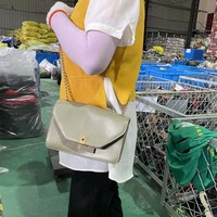 Tas Bermerek Kulit Bekas Pakai Ransel Tangan Kedua Dompet Bekas Grosir Bale