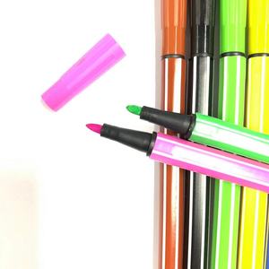 ปากกาสีน้ำหัวสักหลาดพลาสติก ชุดปากกาสีน้ำ 12 สี สำหรับวาดภาพ - Product Image 2