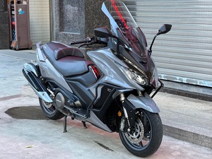 Scooter Yamaha <span class=keywords><strong>Sport</strong></span>-Touring pour les Passionnés de Motos - Product Image 6
