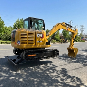 รถขุดไฮดรอลิกขนาดเล็ก CAT 305.5E2 ใช้งานน้อย เหมาะสำหรับงานปรับปรุงชุมชนและโครงการปรับปรุงพื้นที่เกษตรกรรม - Product Image 1