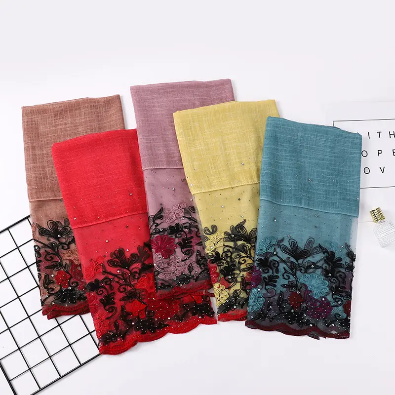 Luxury New Lace Hot Drilling Headscarf Polyester Winter Scarf For Women Versatile Printed Shawls and Wraps Blanket