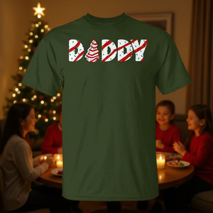 Camiseta familiar a juego con diseño de pastel de árbol de Navidad, talla pequeña, camiseta para fiesta de pijamas navideña - Product Image 3