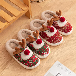 Chaussons d'hiver personnalisés pour femmes avec logo, chaussures d'intérieur chaudes pour l'été, sandales de Noël en stock - Product Image 5