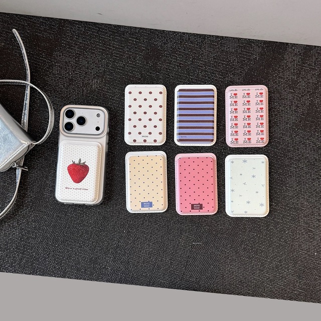 Custom Cartoon Magnetic PU Leather Phone Wallet Mag Card Safe Holder for iPhone for Use with Passports