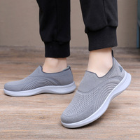 Nouvelles chaussures de marche de haute qualité super légères pour hommes, sneakers de fitness à bas prix d'usine