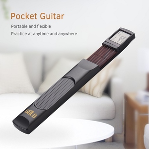 Entraîneur d'accords de <span class=keywords><strong>guitare</strong></span> de poche 6 cordes Outil de pratique de <span class=keywords><strong>guitare</strong></span> folk Gadget 6 frettes avec écran de tableau d'accords rotatif - Product Image 2