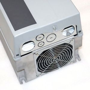 Convertisseur de fréquence pour entraînement automatisé VLT série FC-302 22KW FC-302P22KT5E21H1BXXXXXS001XA0BXCXXXXDX 131B3487 - Product Image 4