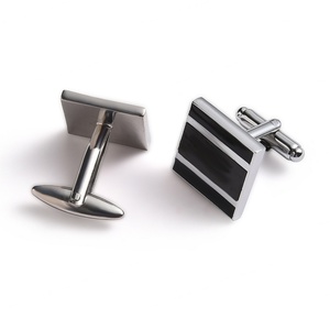 Diseño Gratuito, 2 Piezas, Mancuernillas para Camisa de Traje de Hombre, Color Plata y Negro, Esmalte Suave, Logotipo Metálico - Product Image 6