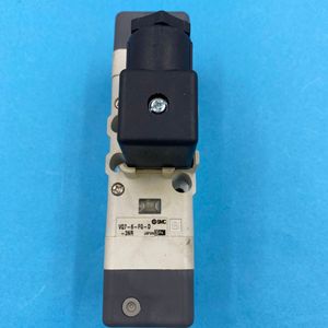 วาล์วโซลินอยด์ SMC รุ่น VQ7-6FG-D-3NR แบบห้าทาง ผลิตในญี่ปุ่น - Product Image 3
