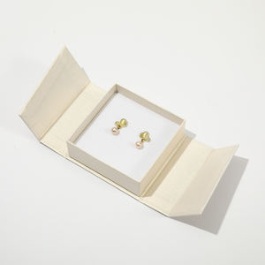 Scatola per Gioielli di Lusso Ecologica Biodegradabile Riutilizzabile Rigida con Chiusura Magnetica, Fodera in Spugna e Logo Stampato in <span class=keywords><strong>Oro</strong></span> per Matrimoni - Product Image 4