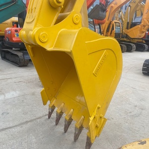รถขุดตีนตะขาบ Komatsu PC200 มือสอง ราคาประหยัด รถขุดขนาดกลางอเนกประสงค์ ประสิทธิภาพสูง สำหรับงานดิน พร้อมเครื่องยนต์หลัก - Product Image 4