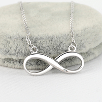 Eternal Love Collier pendentif infini en argent sterling 925 avec zircon pour femme Cadeau significatif