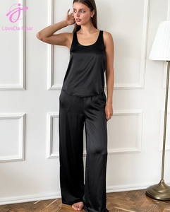 Loveda Vente en gros Ensemble pyjama débardeur et pantalon pour femme, fin, doux, couleur unie, style décontracté et mode, vêtements de détente - Product Image 4
