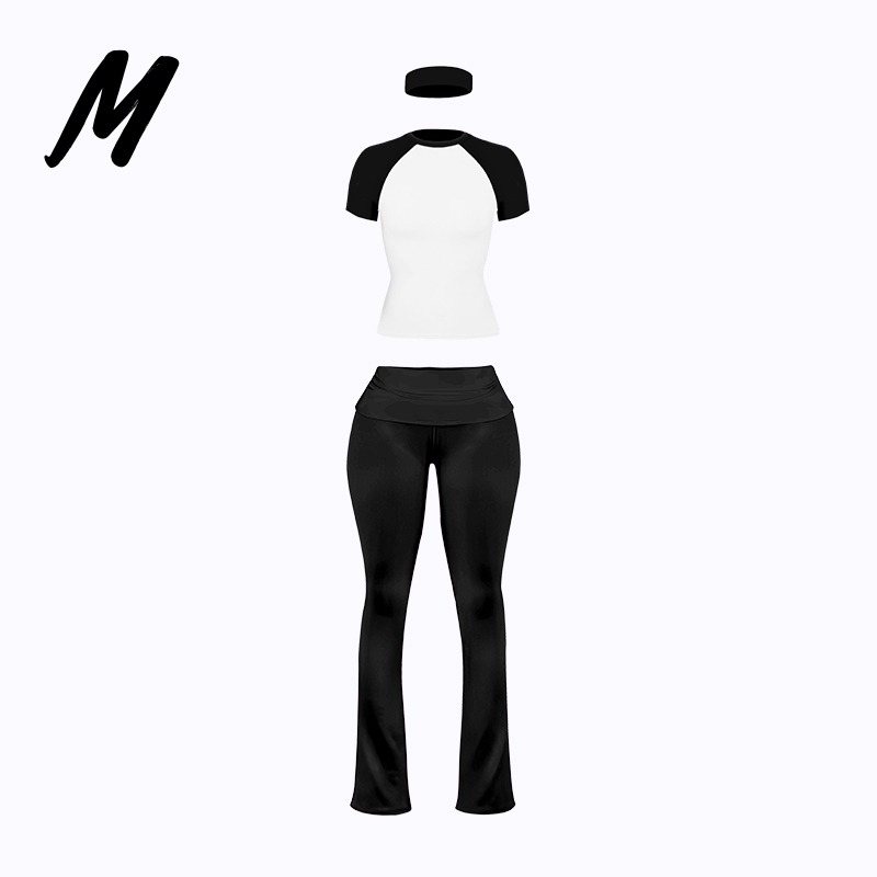 Completo di pantaloni neri